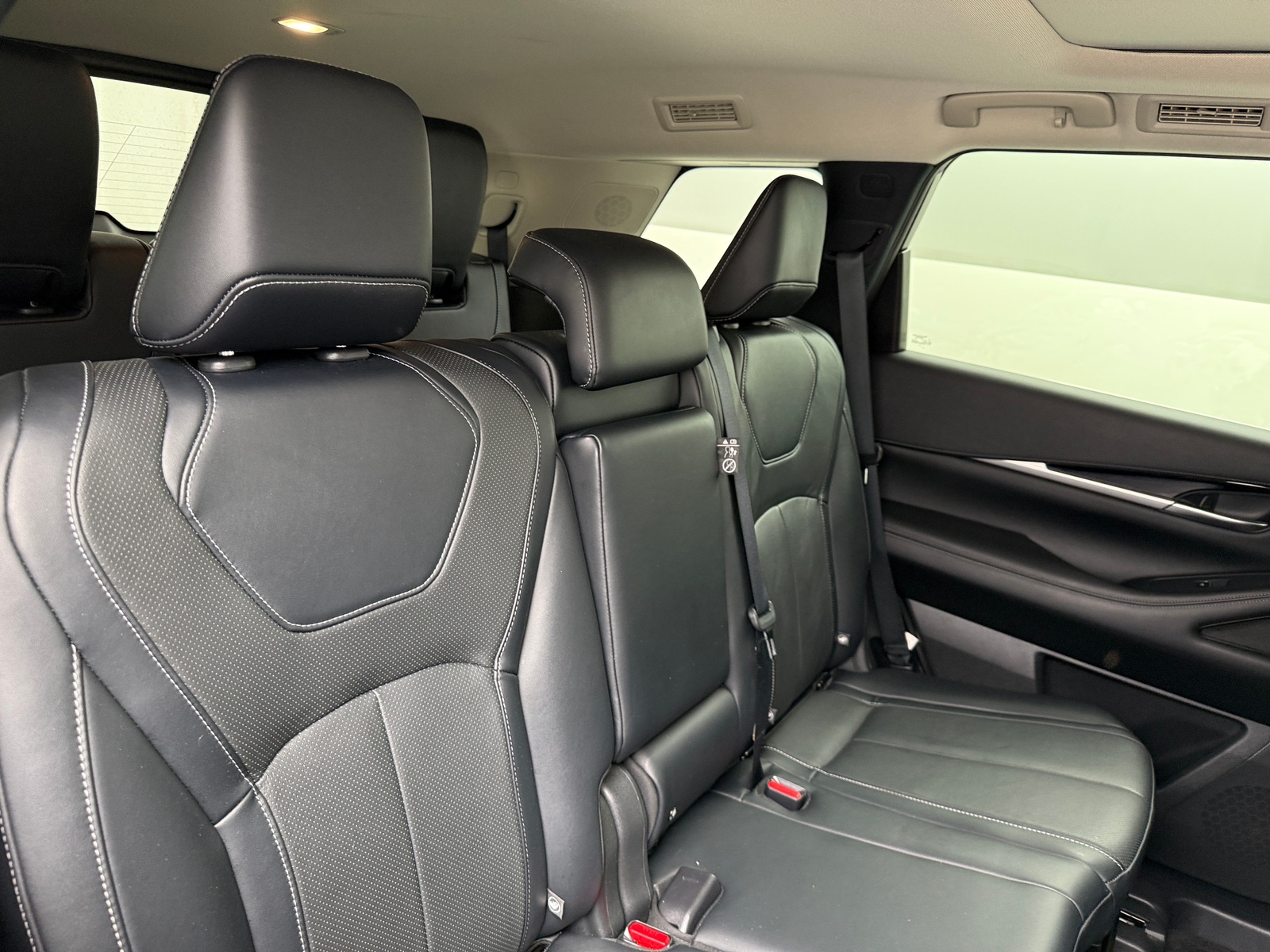 Thumbnail: 2024 INFINITI QX60 - 5