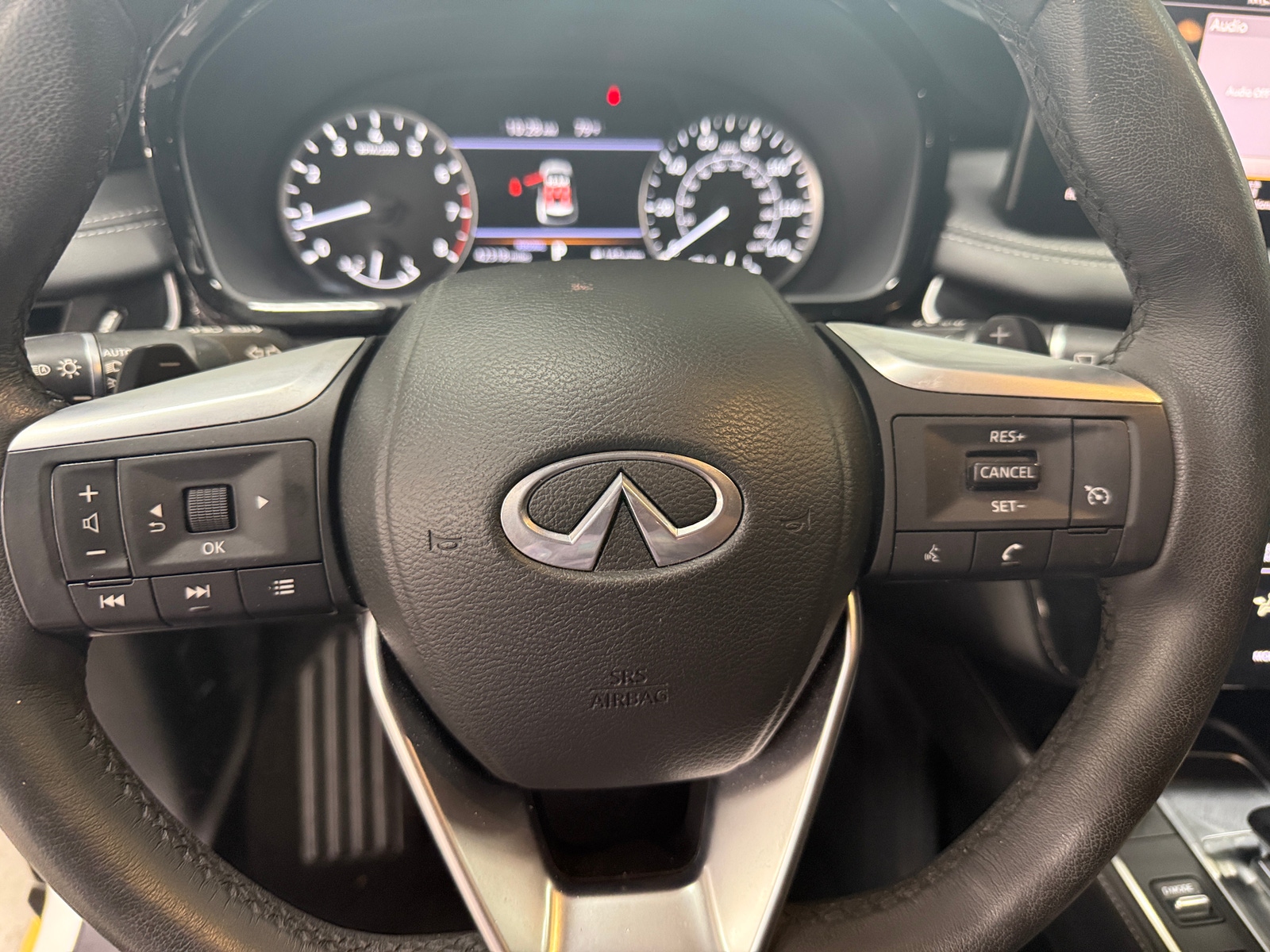 Thumbnail: 2024 INFINITI QX60 - 4