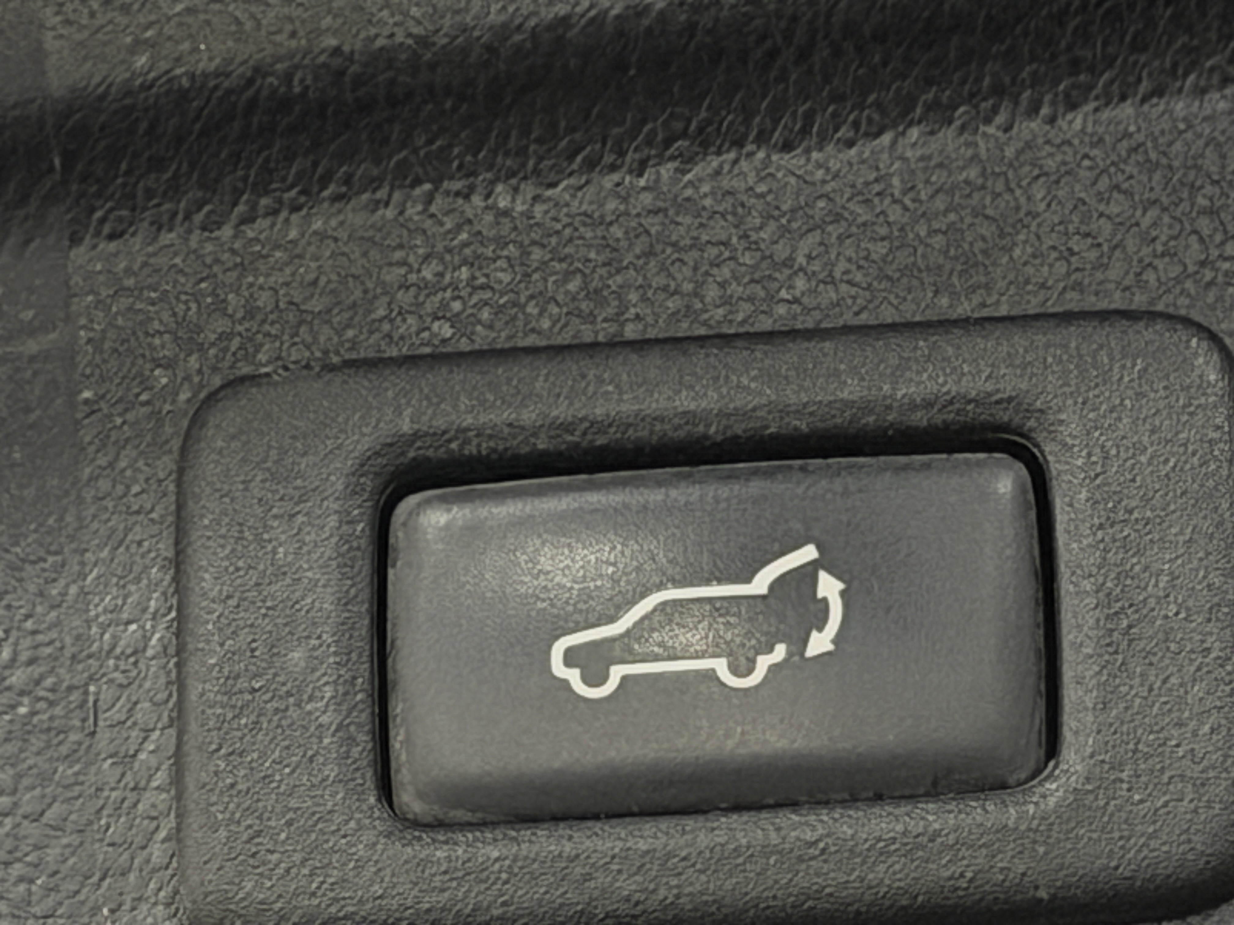 2016 Subaru Outback Limited - Photo 2