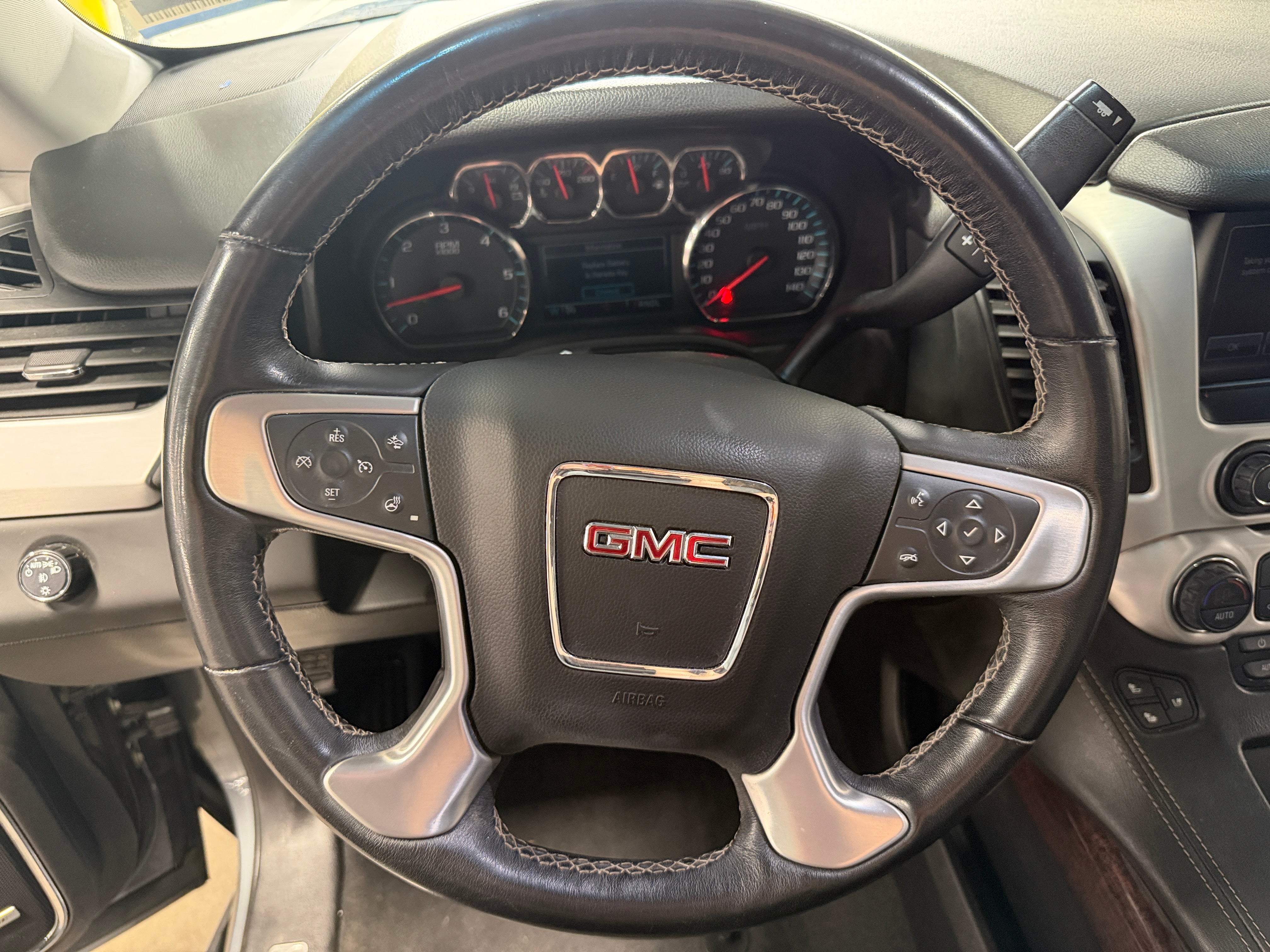 1GKS1BKC9KR218093