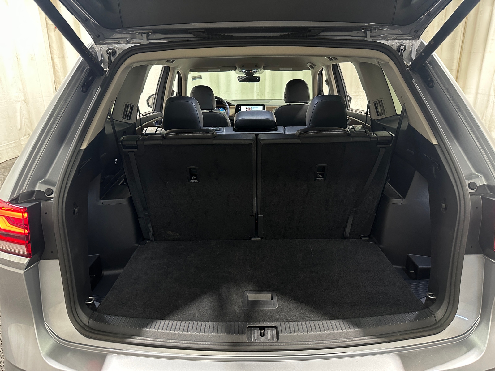 Thumbnail: 2026 Volkswagen Atlas - 6