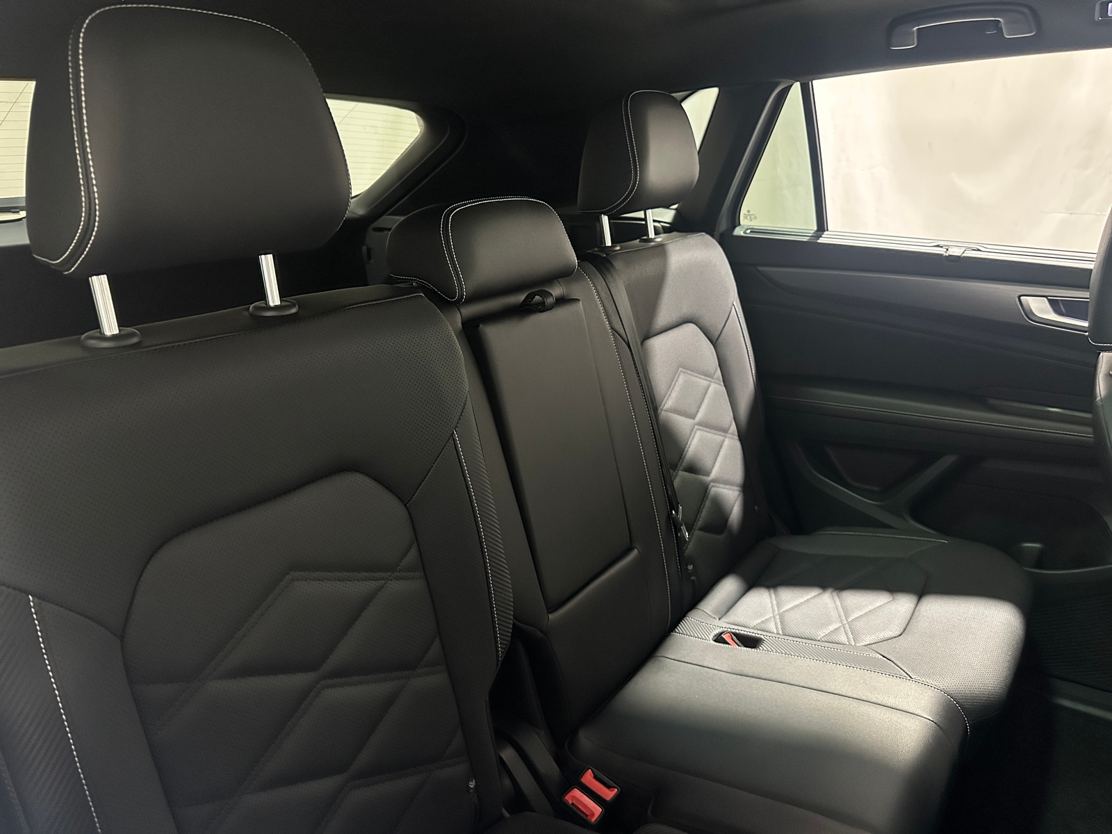 Thumbnail: 2026 Volkswagen Atlas - 5