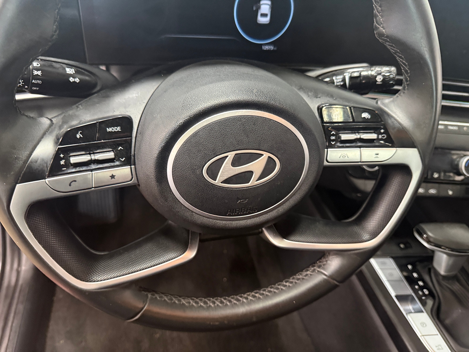 Thumbnail: 2025 Hyundai Elantra - 4