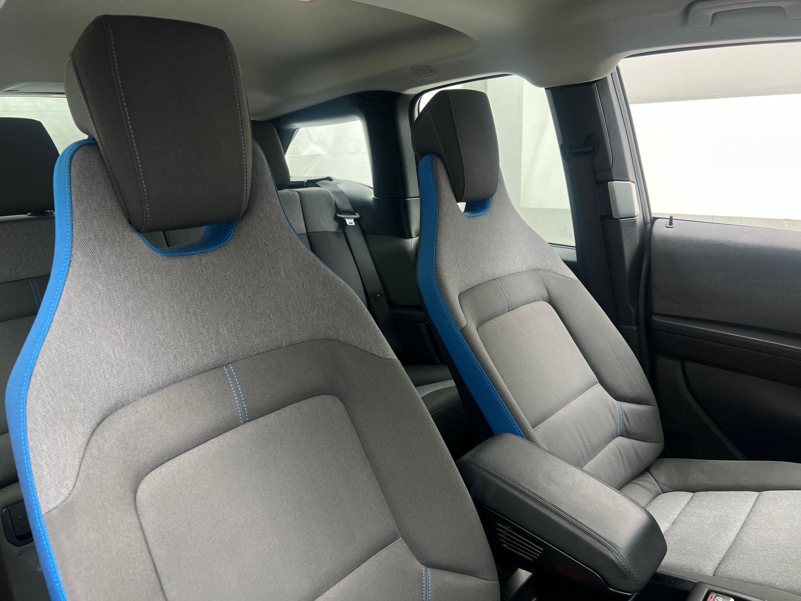 Thumbnail: 2020 BMW i3 - 2