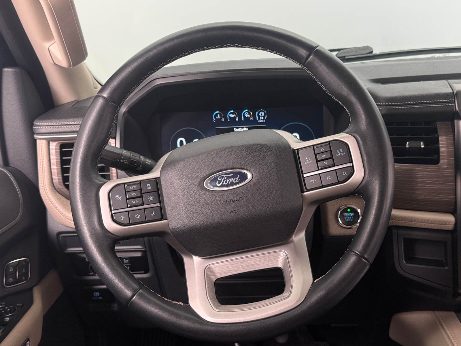 Thumbnail: 2022 Ford Expedition - 4