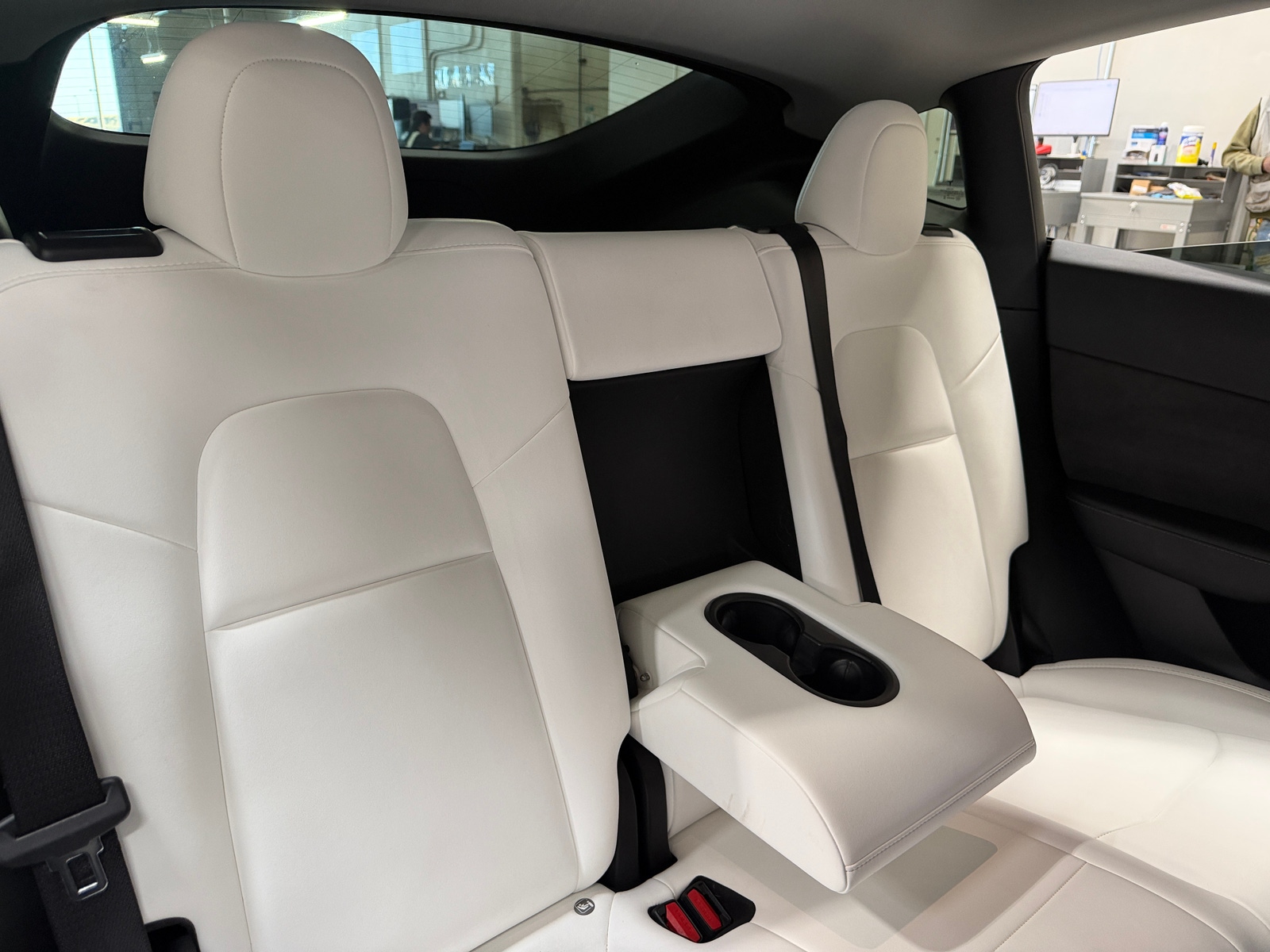 Thumbnail: 2022 Tesla Model Y - 5
