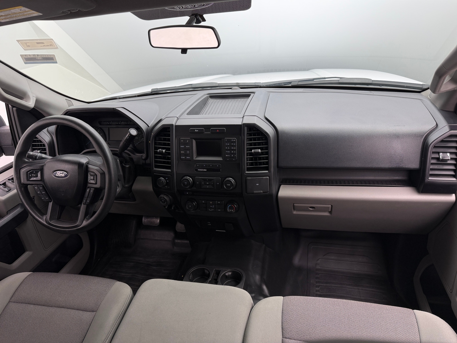 Thumbnail: 2017 Ford Econoline - 3