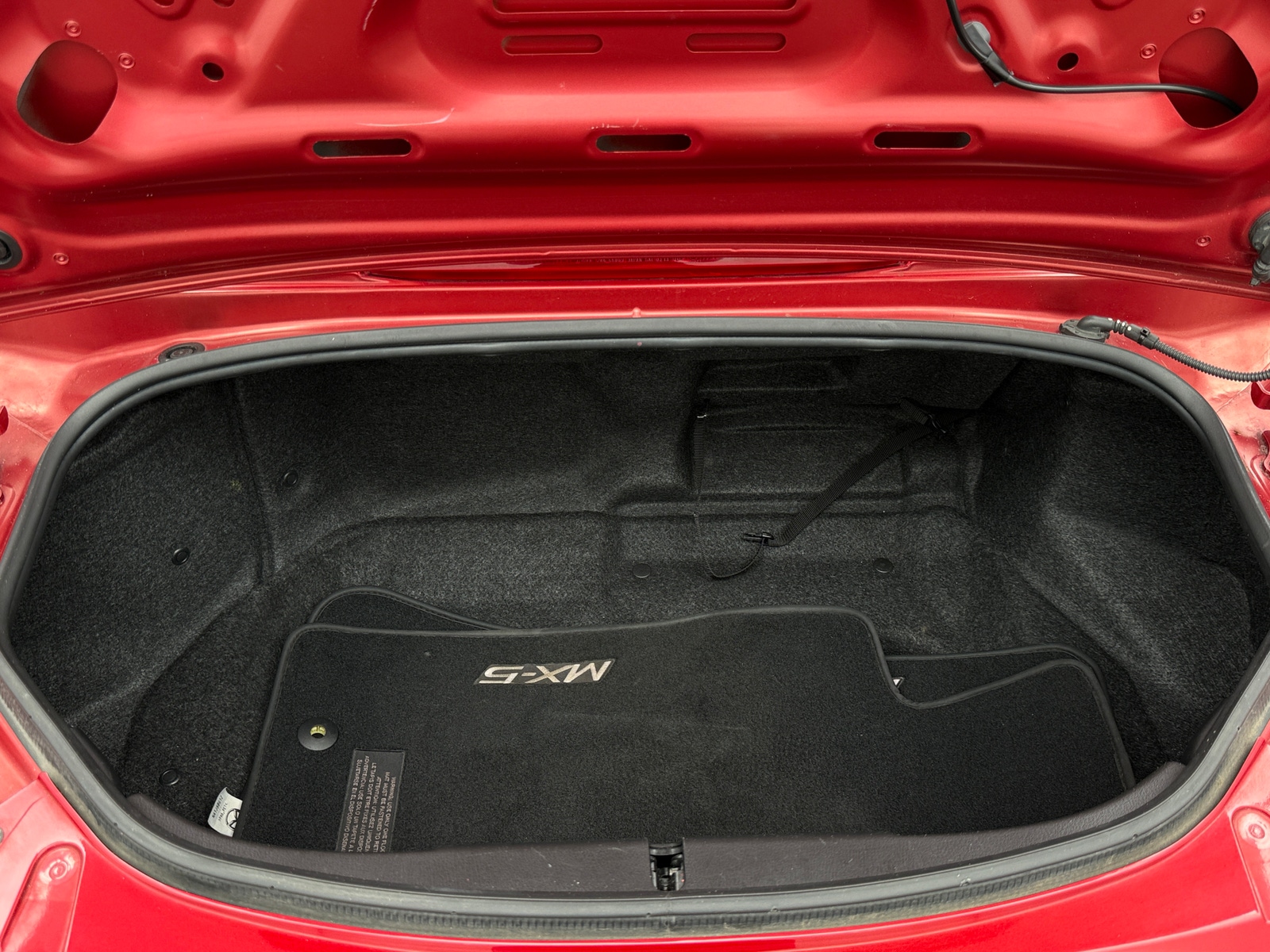 Thumbnail: 2016 Mazda MX-5 Miata - 5