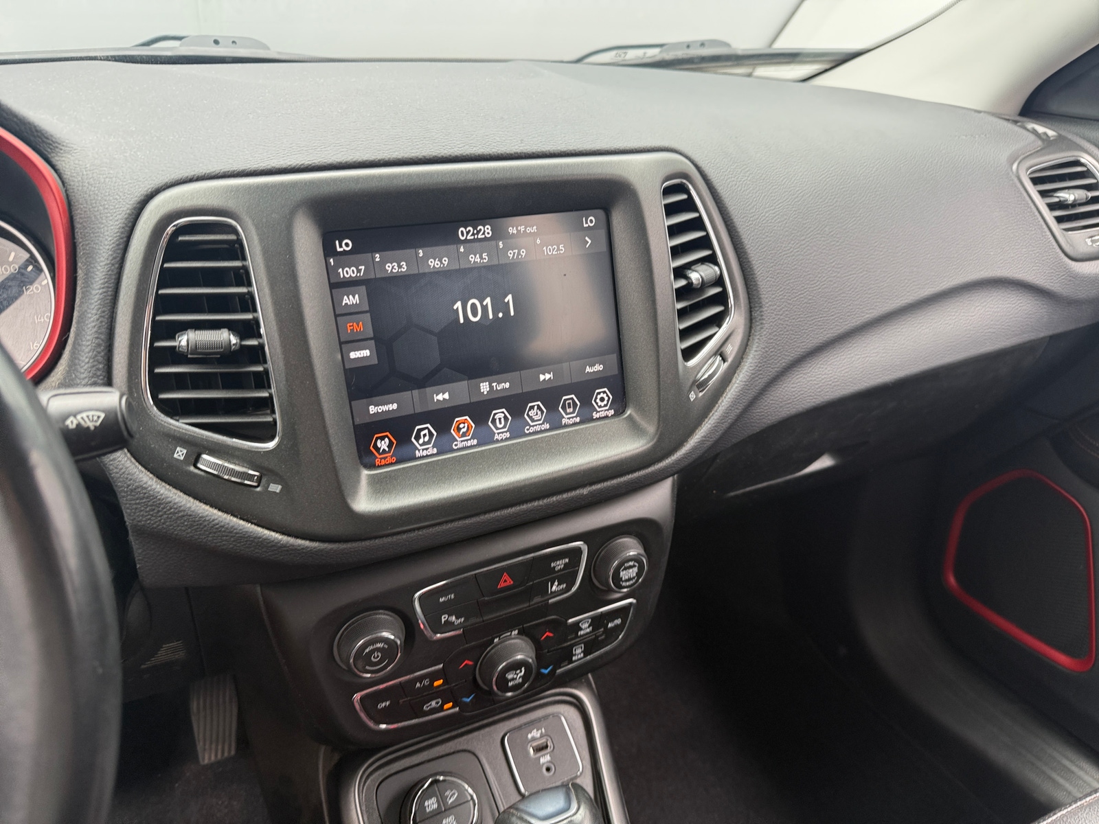 Thumbnail: 2021 Jeep Compass - 4