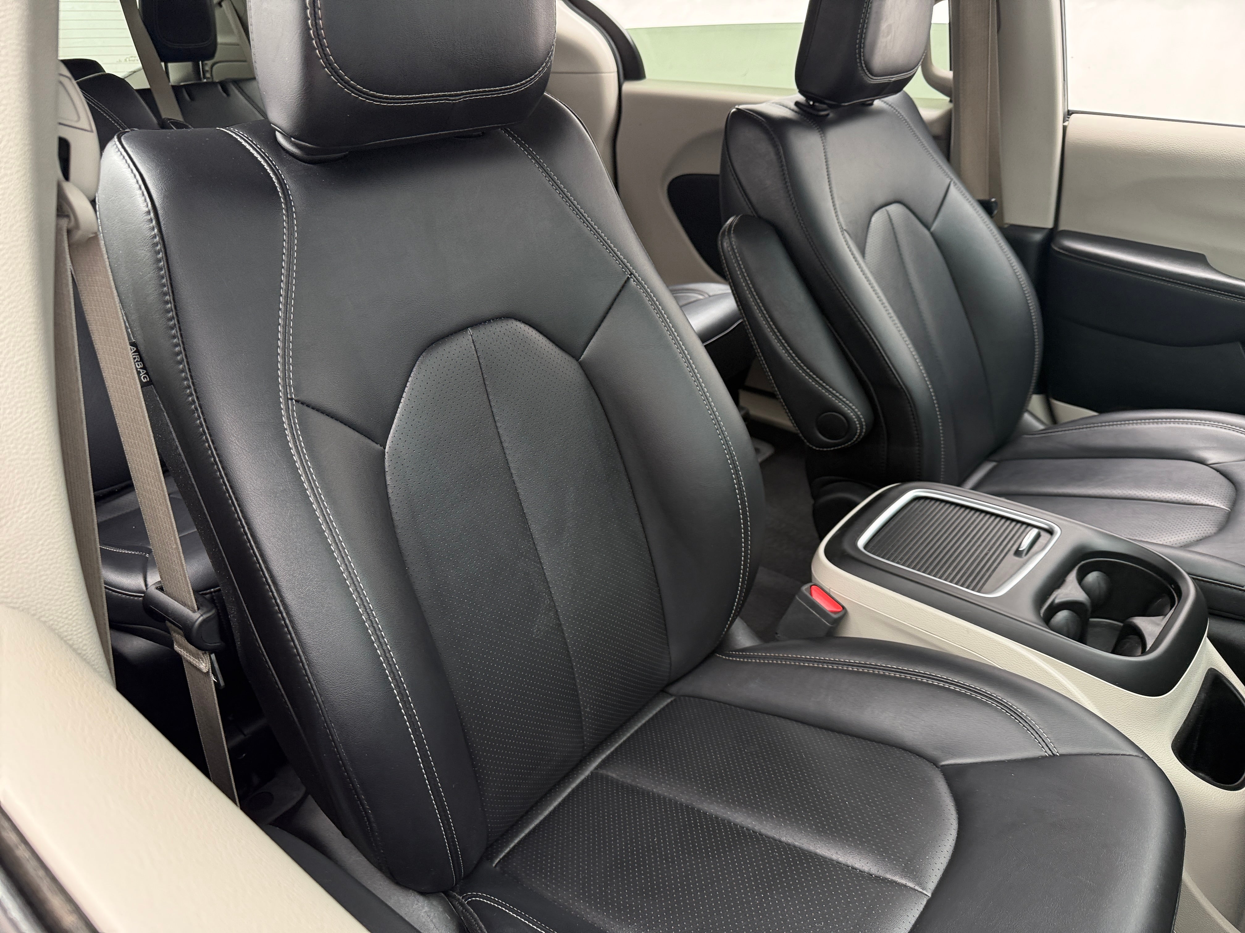 2024 Chrysler Pacifica