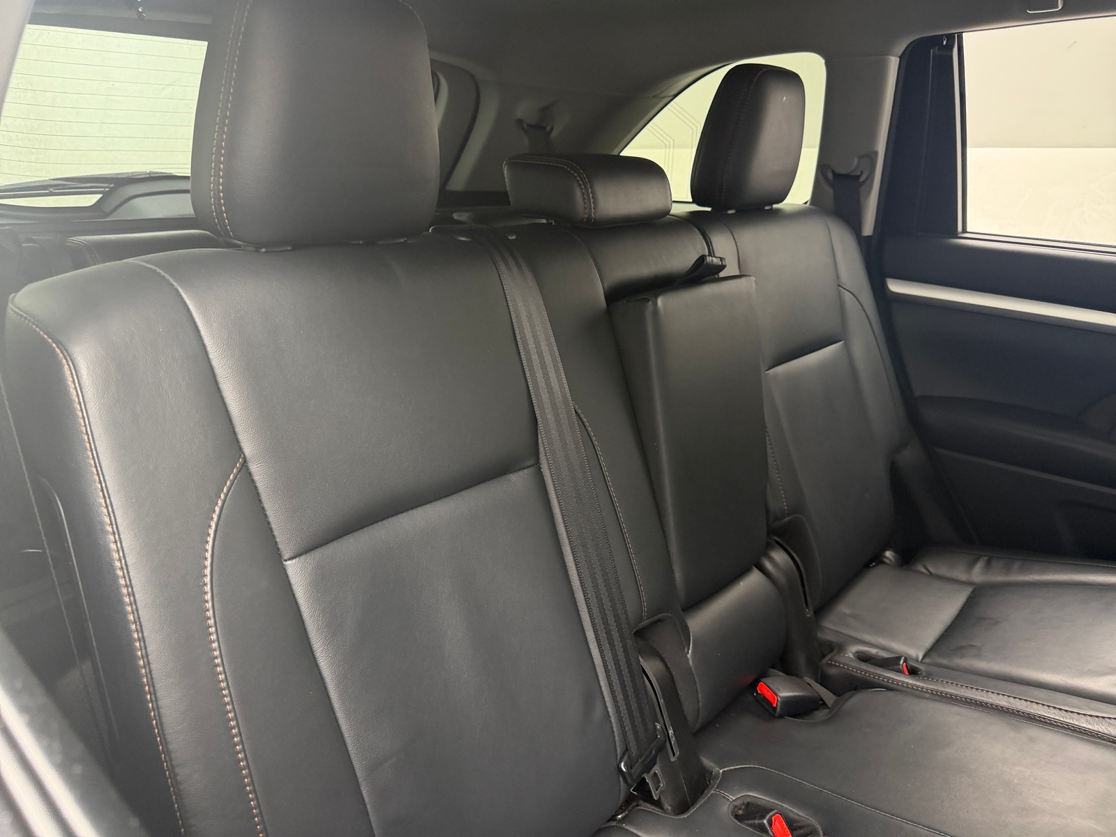 Thumbnail: 2018 Toyota Highlander - 5