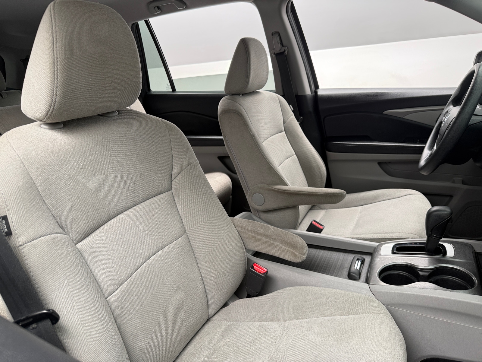Thumbnail: 2018 Honda Pilot - 2