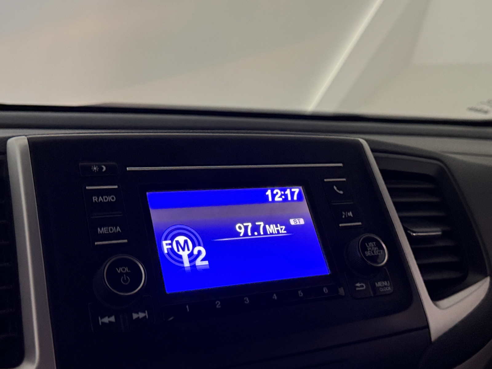 Thumbnail: 2018 Honda Pilot - 4
