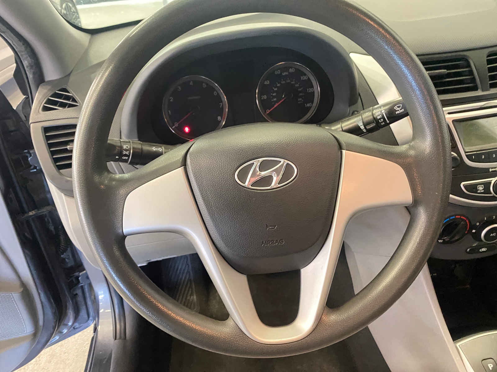 Thumbnail: 2013 Hyundai Accent - 5