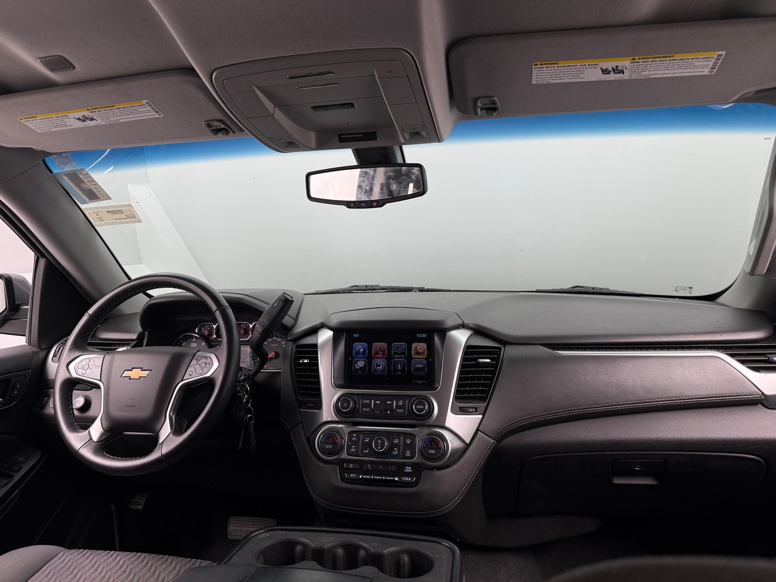 Thumbnail: 2019 Chevrolet Suburban - 3