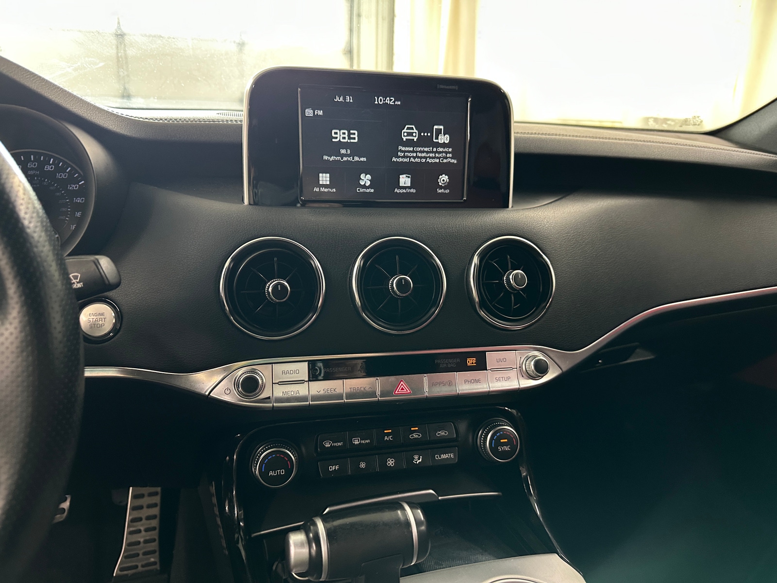Thumbnail: 2021 Kia Stinger - 3