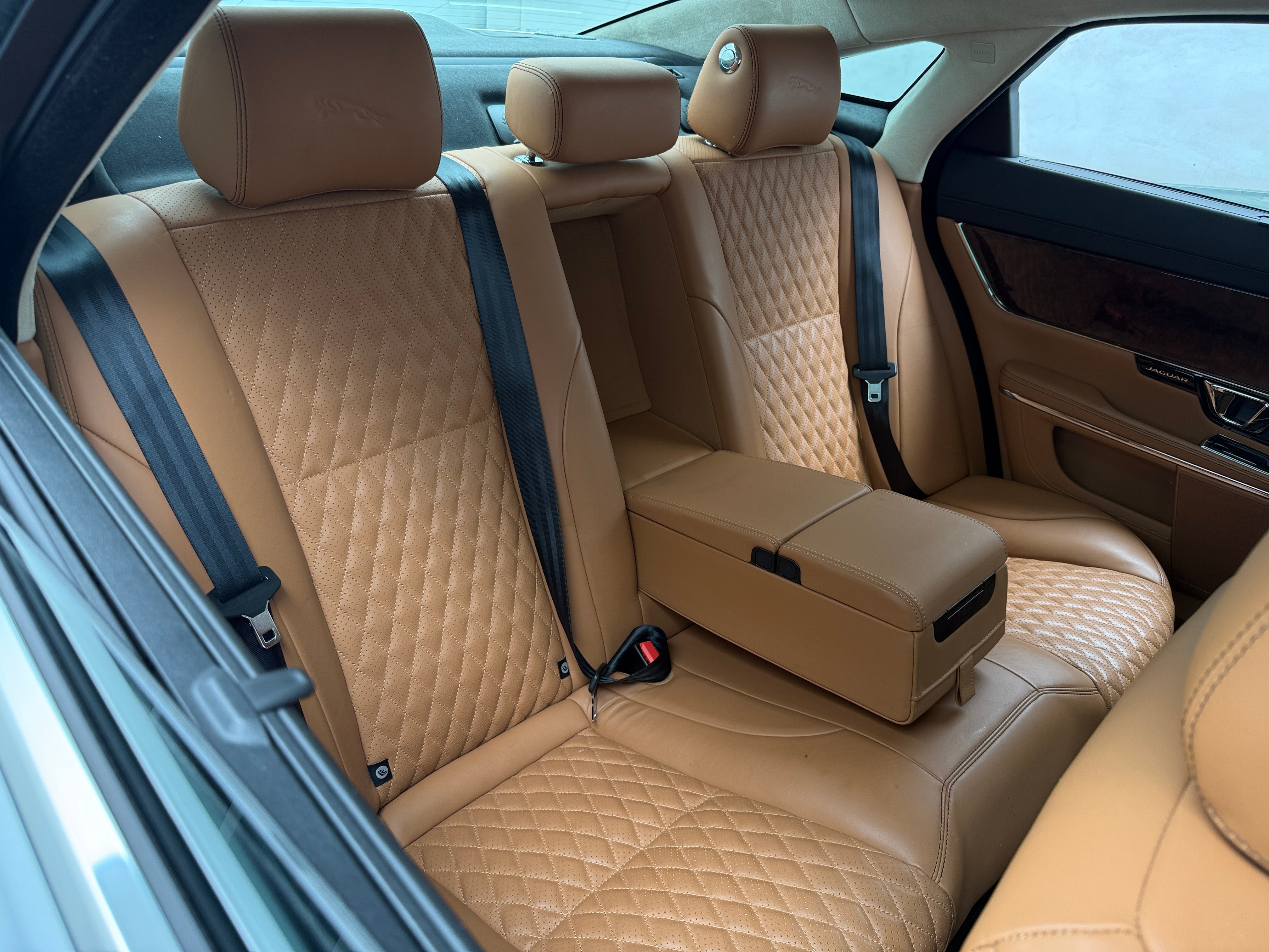 2016 Jaguar XJ