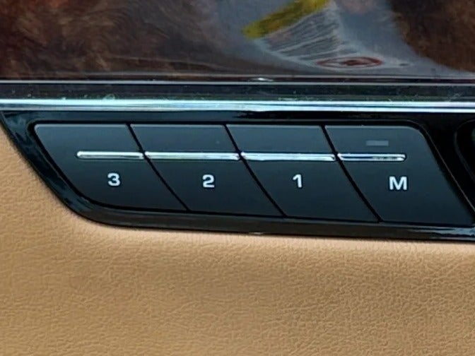 2016 Jaguar XJ Portfolio - Photo 21