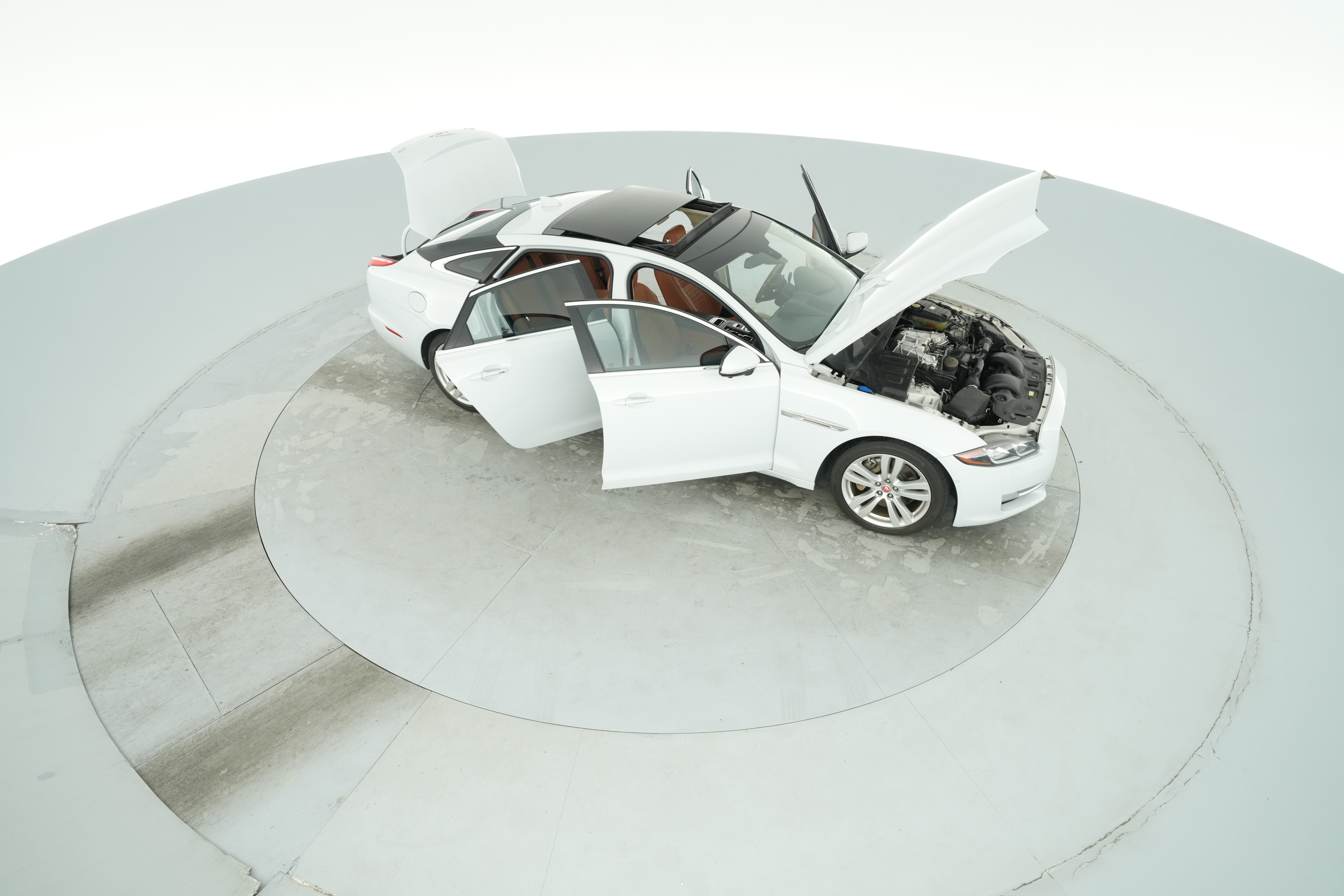 2016 Jaguar XJ Portfolio - Photo 55