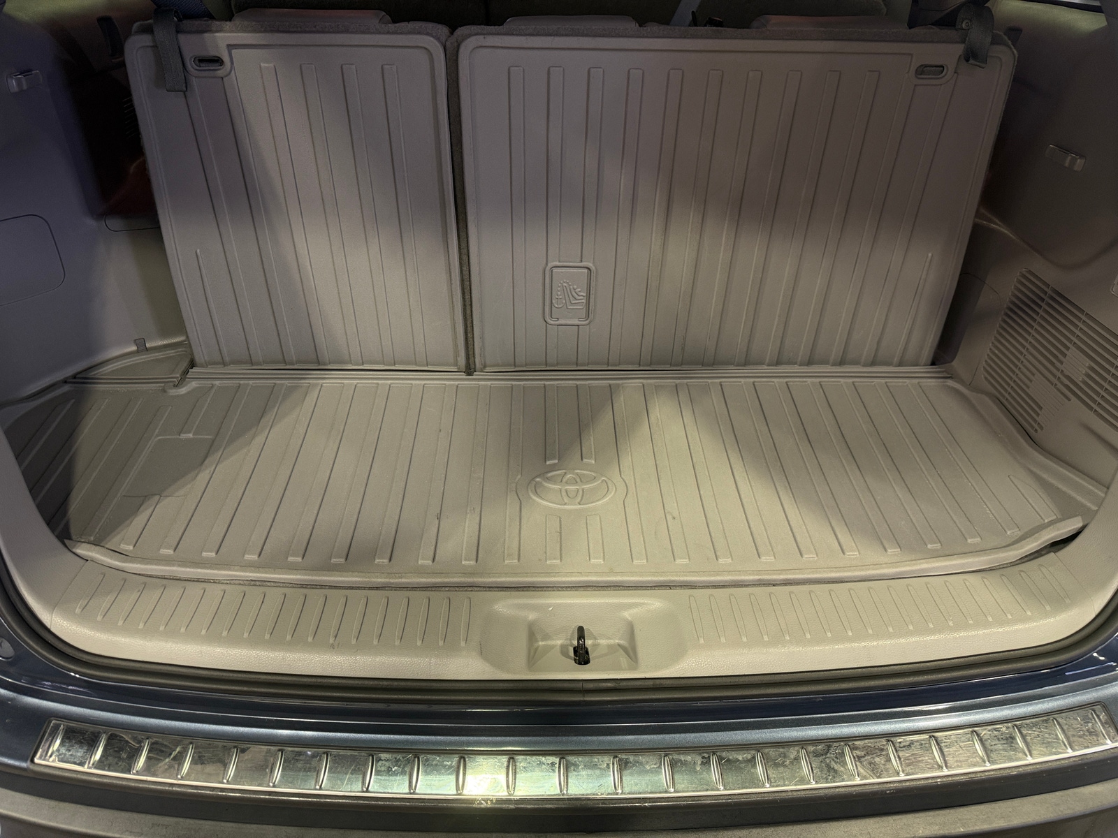 Thumbnail: 2019 Toyota Highlander - 6