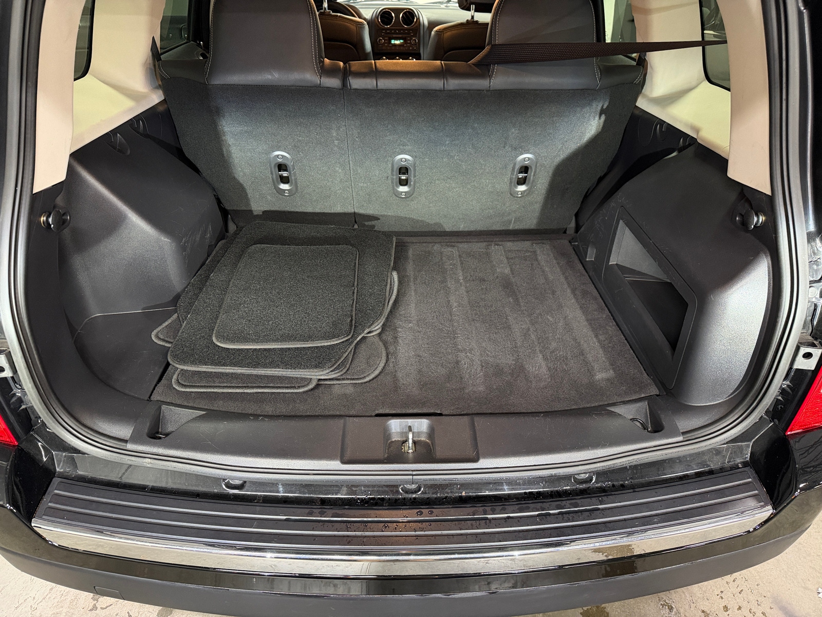 Thumbnail: 2017 Jeep Patriot - 6