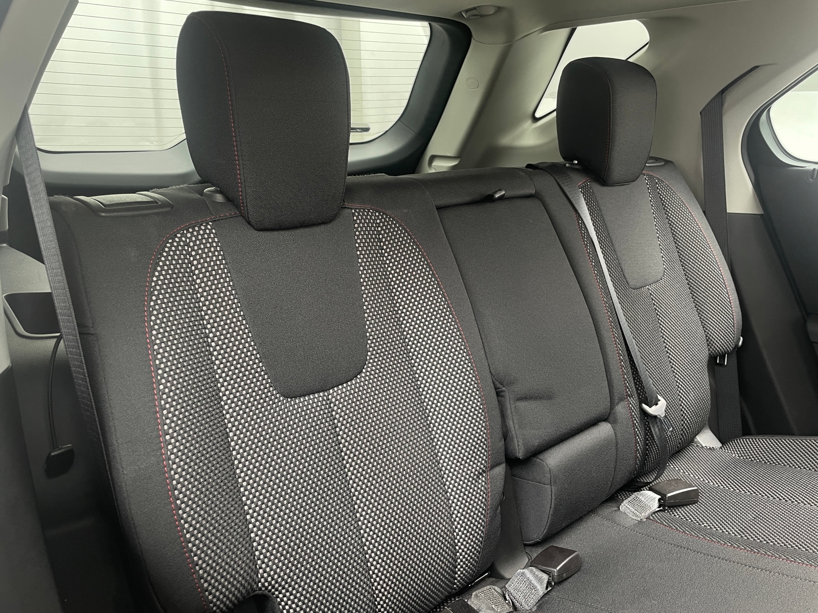 Thumbnail: 2013 Chevrolet Equinox - 6