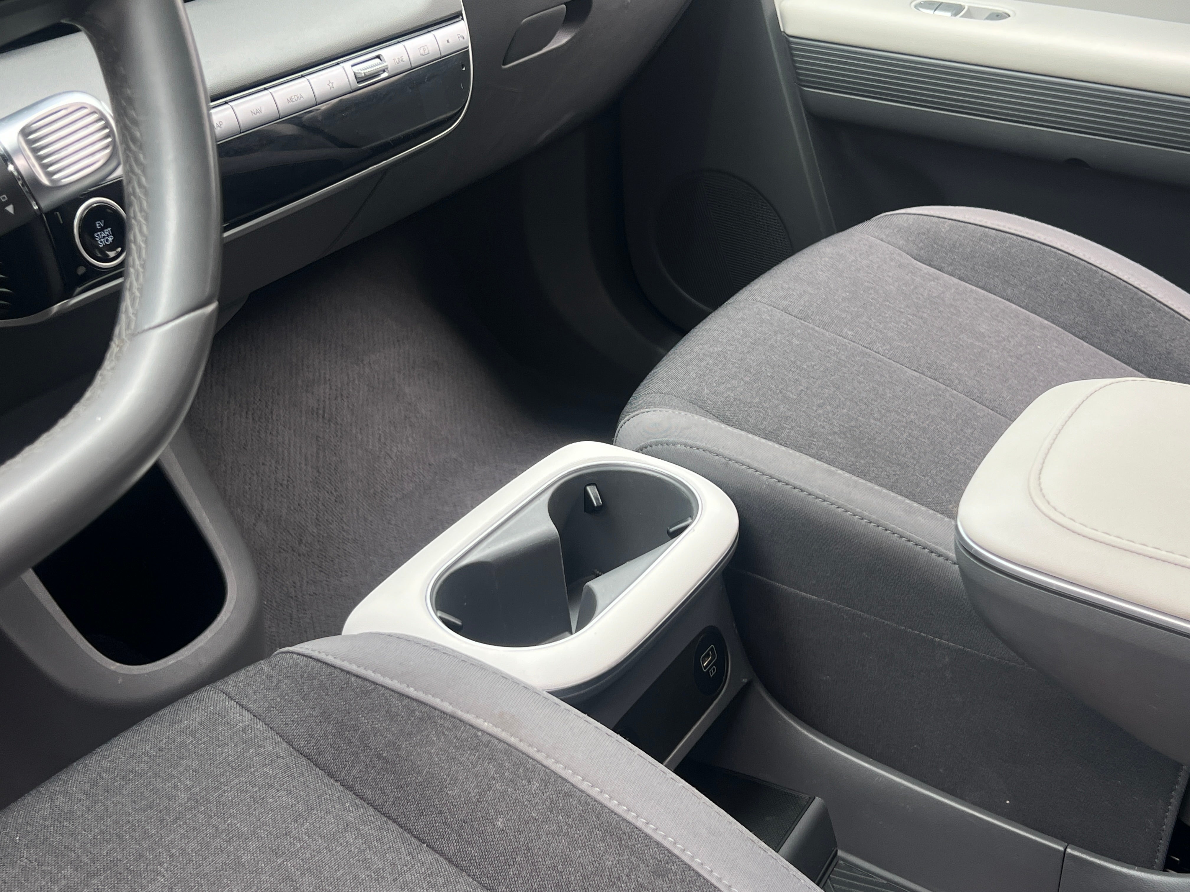 Used 2024 Hyundai IONIQ 5 SE with VIN KM8KM4DE2RU275610 for sale in Auburn, WA
