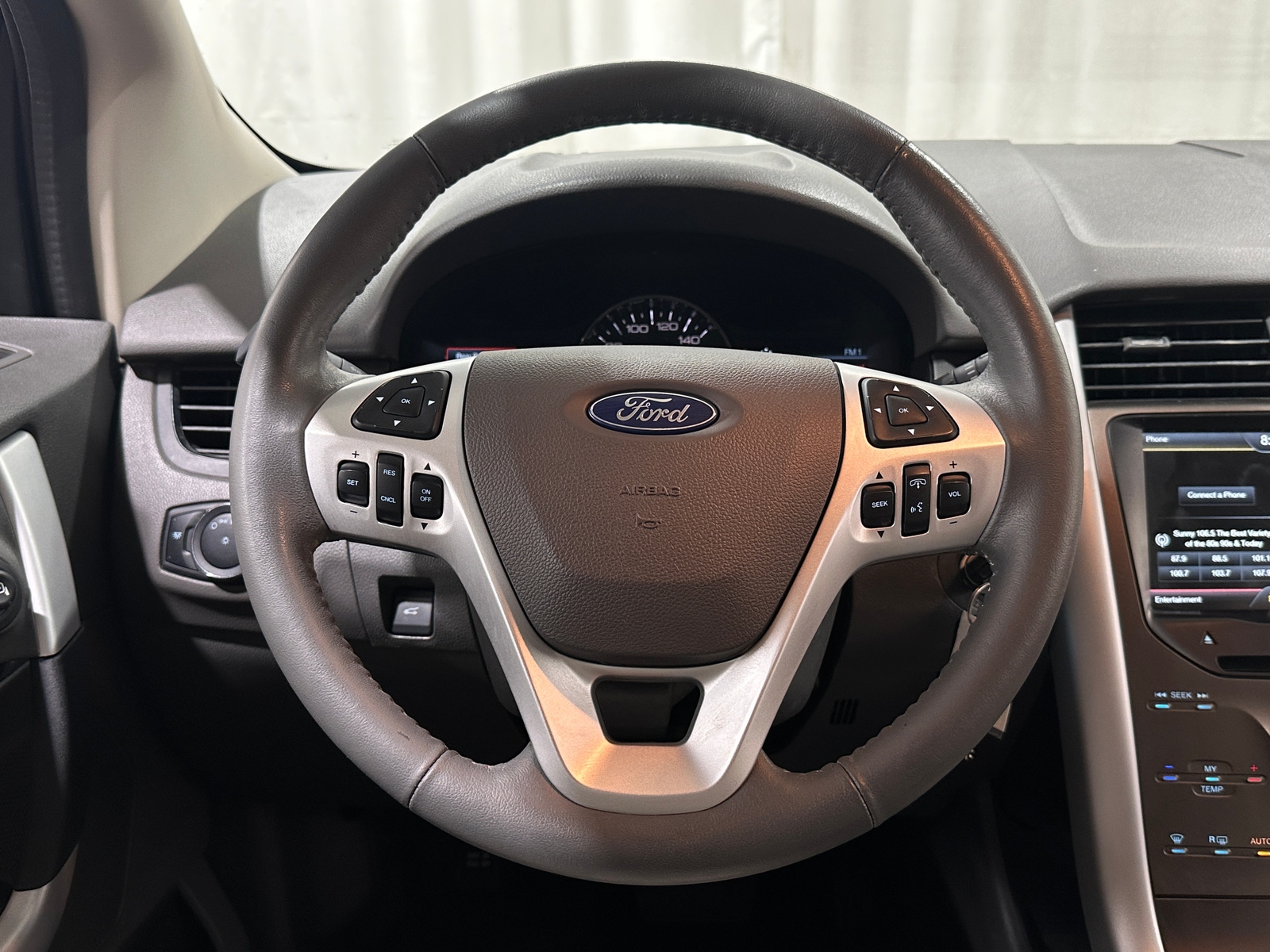 Thumbnail: 2014 Ford Edge - 4