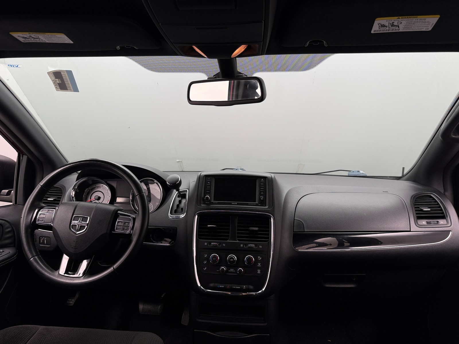 Thumbnail: 2019 Dodge Grand Caravan - 3