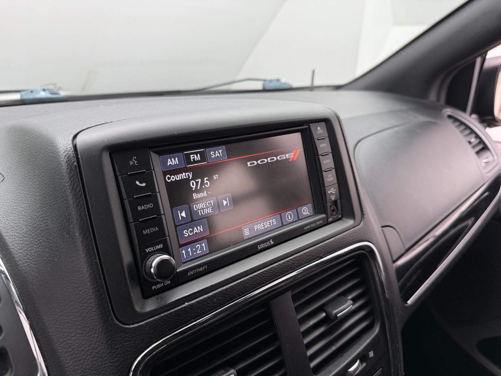 Thumbnail: 2019 Dodge Grand Caravan - 4