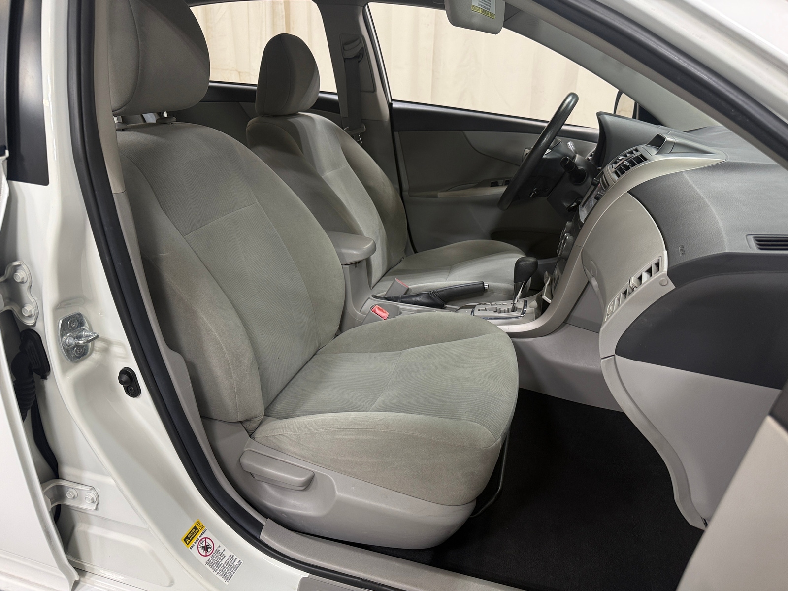 Thumbnail: 2013 Toyota Corolla - 2