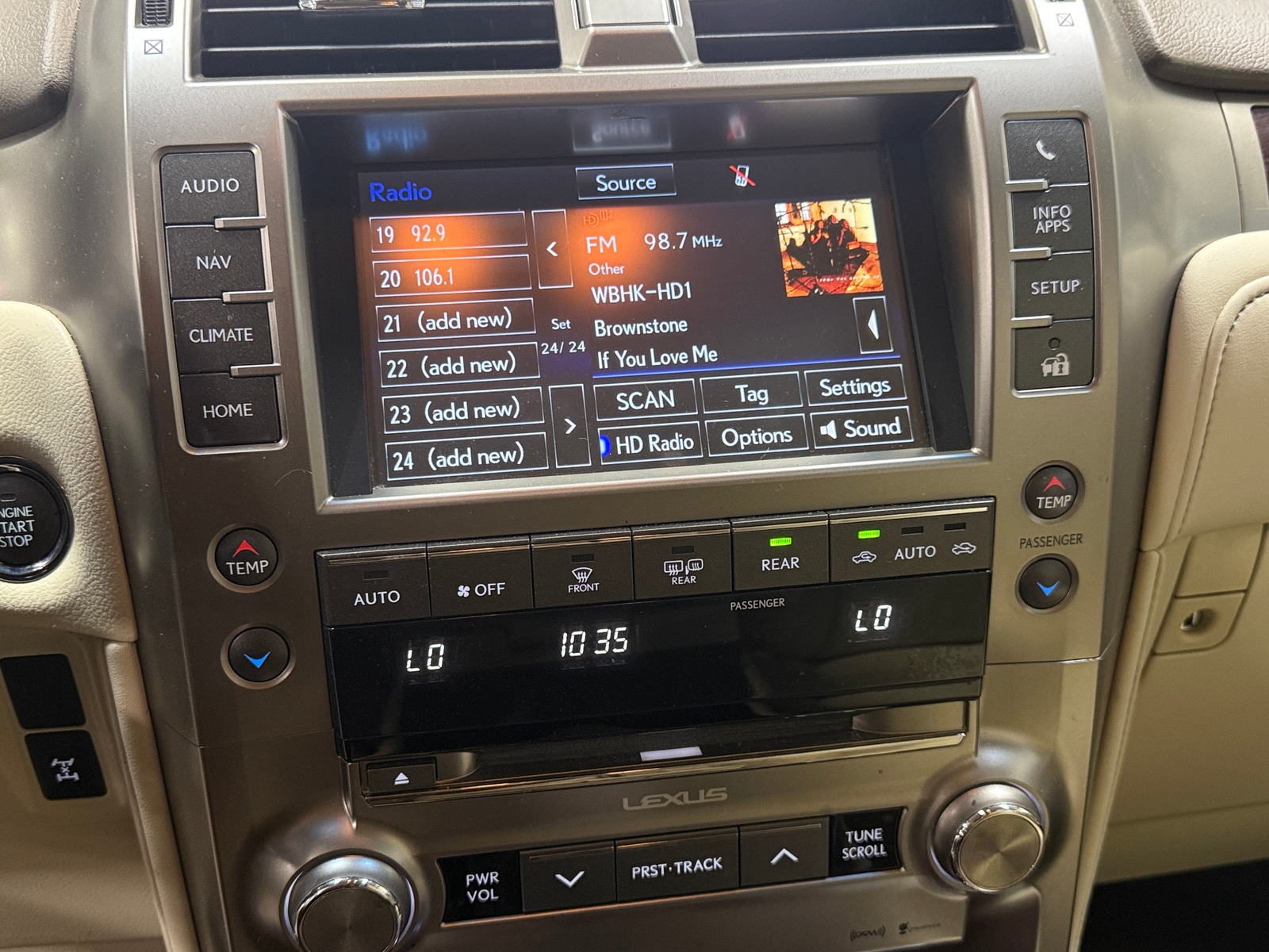 Thumbnail: 2016 Lexus GX - 3
