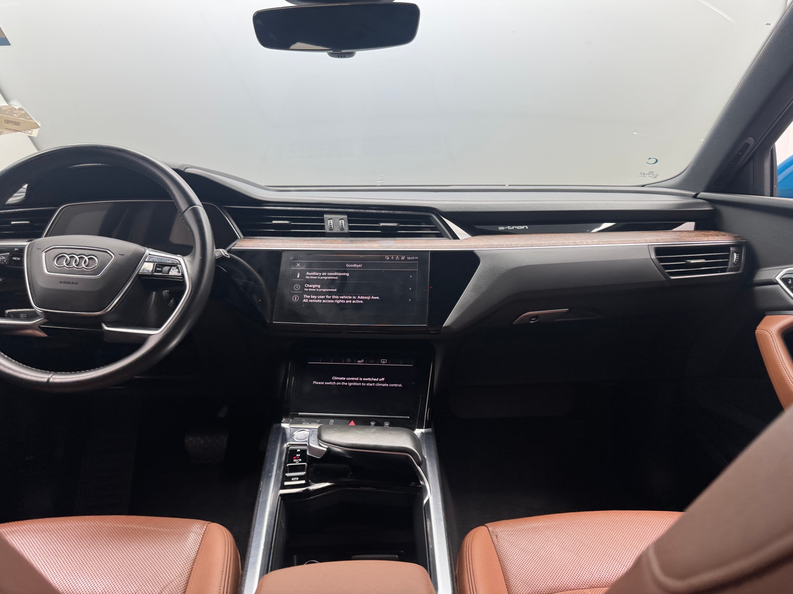 Thumbnail: 2019 Audi e-tron - 2