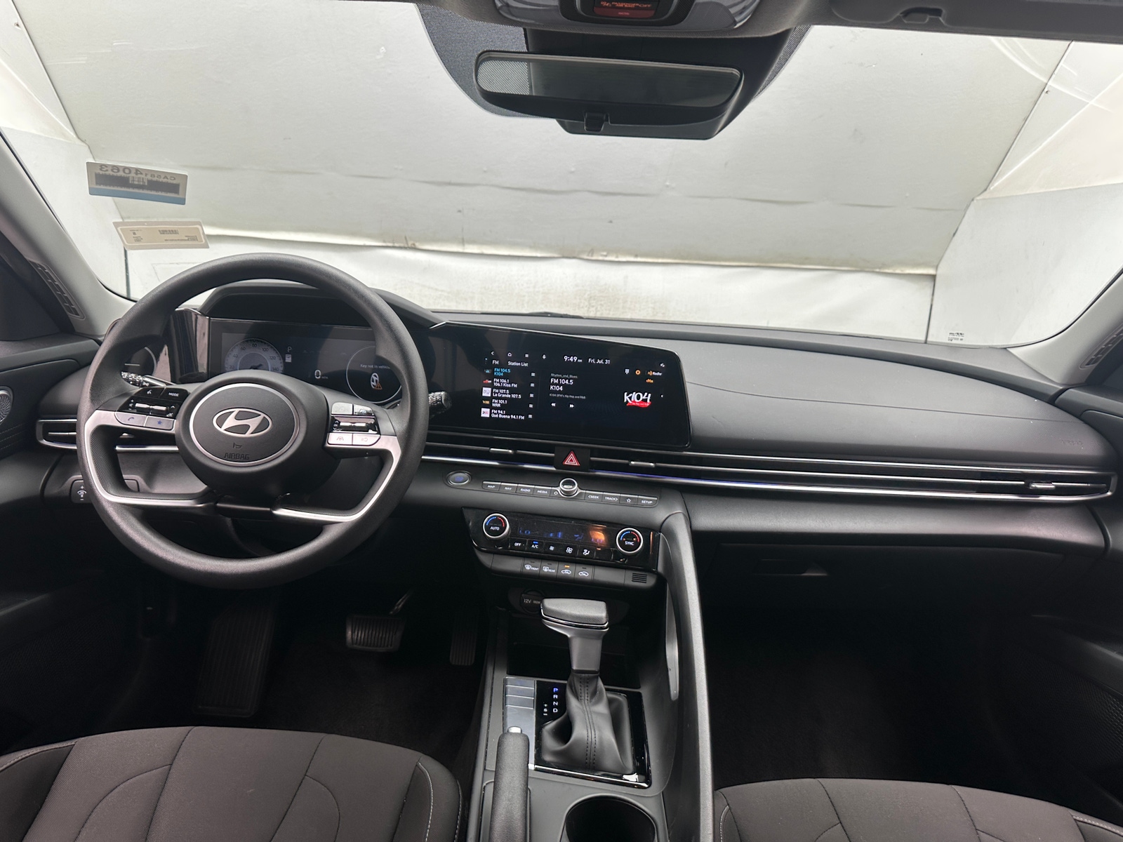 Thumbnail: 2024 Hyundai Elantra - 3