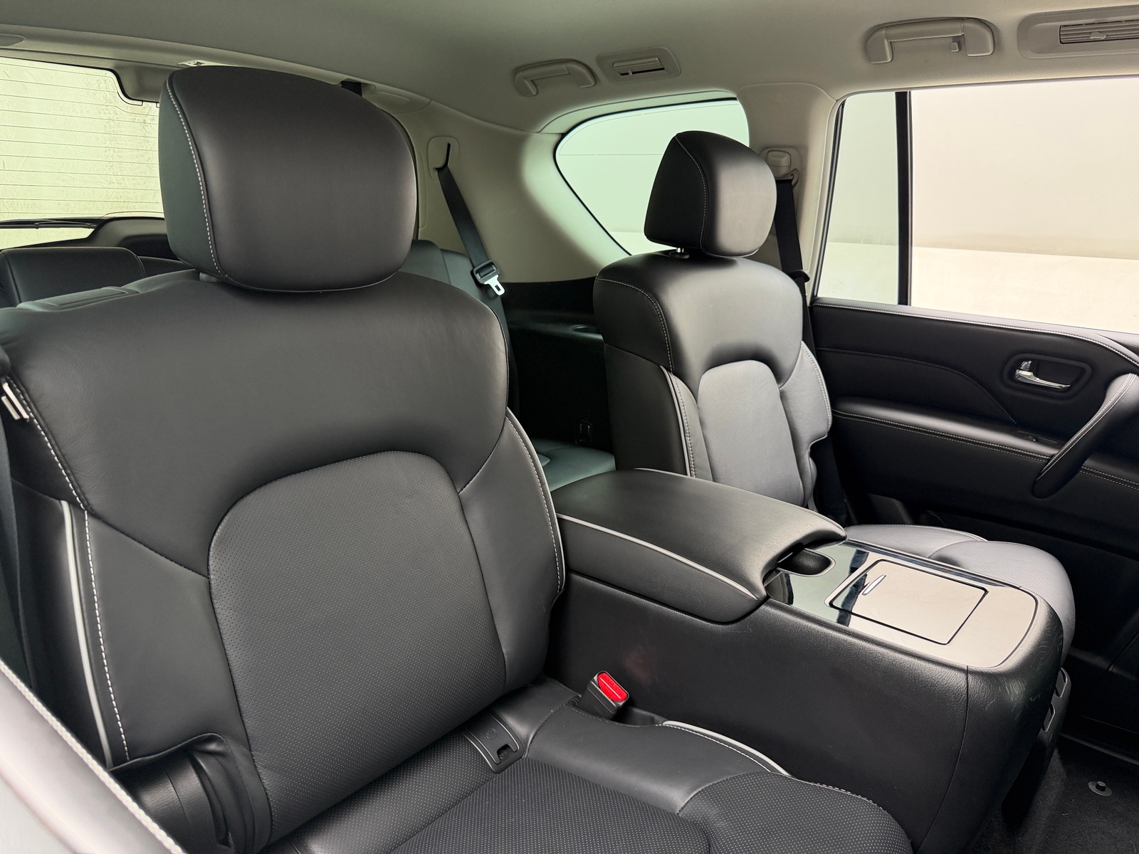 Thumbnail: 2023 INFINITI QX80 - 5