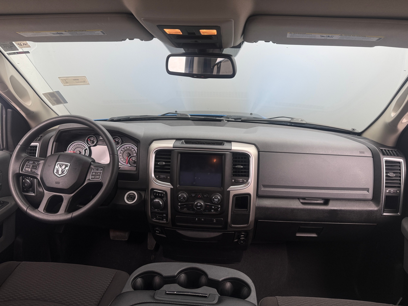 Thumbnail: 2020 RAM 1500 Classic - 3