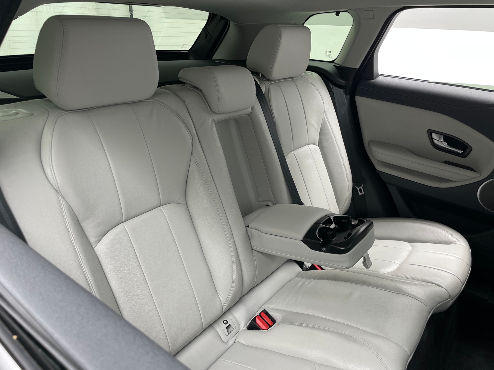 Thumbnail: 2017 Land Rover Range Rover Evoque - 5
