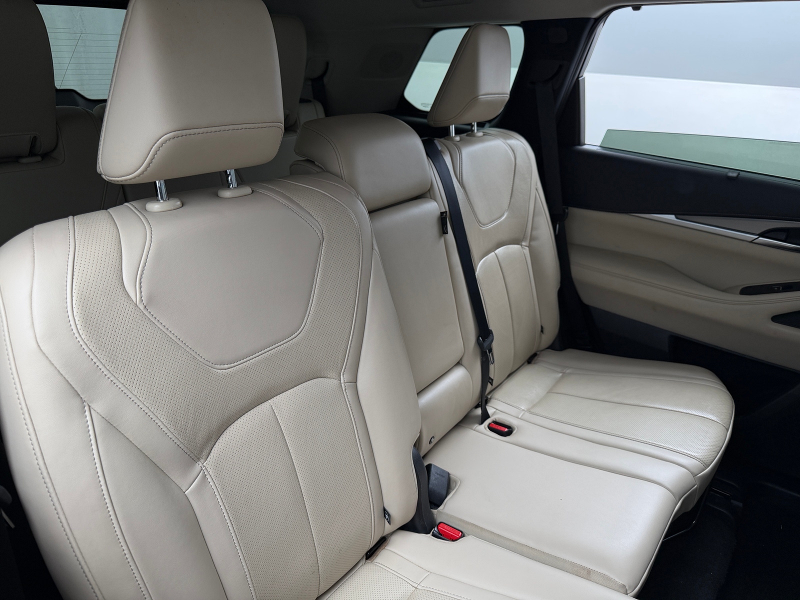 Thumbnail: 2023 INFINITI QX60 - 5