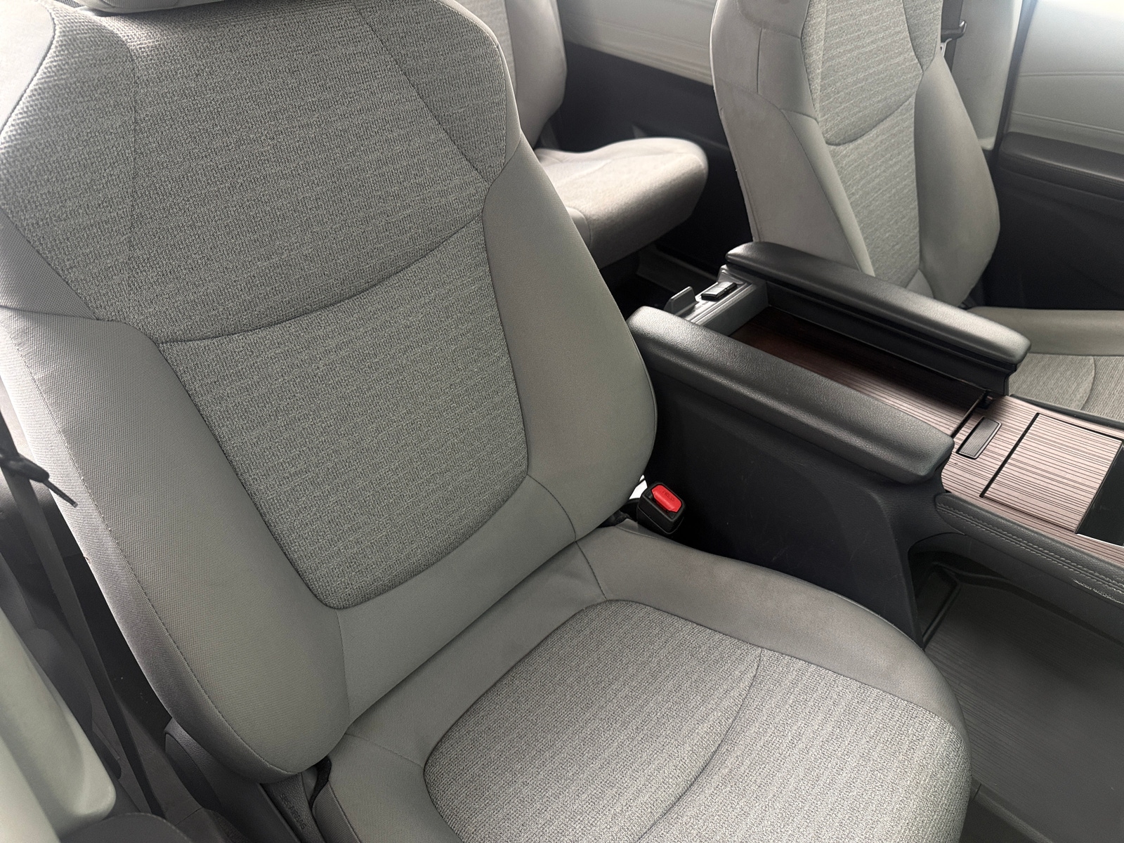 Thumbnail: 2021 Toyota Sienna - 2