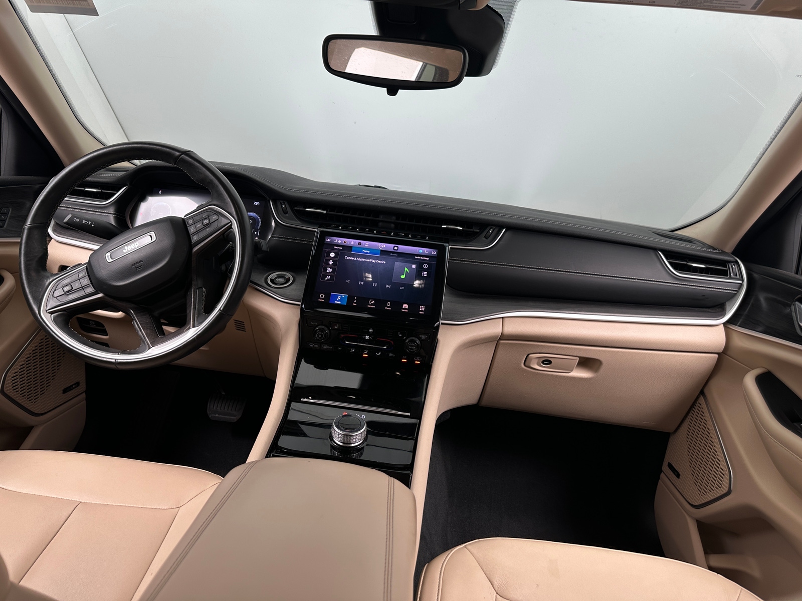 Thumbnail: 2021 Jeep Grand Cherokee L - 2
