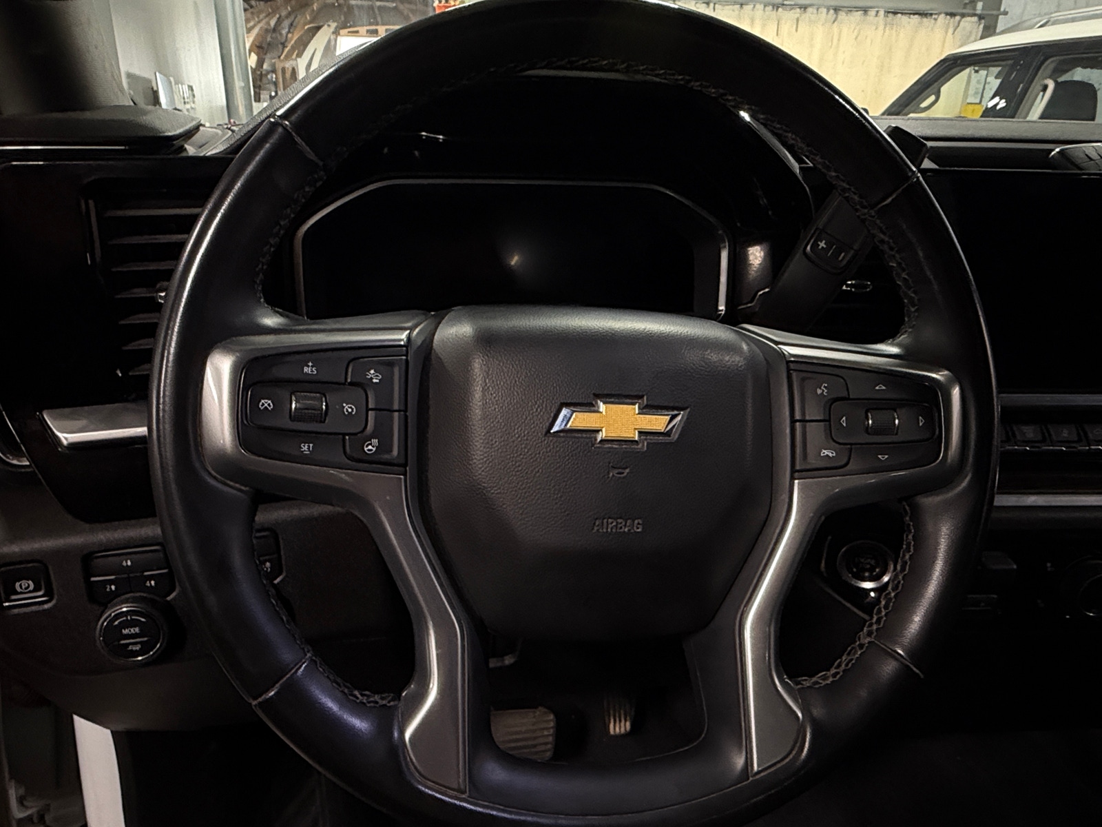 Thumbnail: 2024 Chevrolet Silverado 2500 - 5