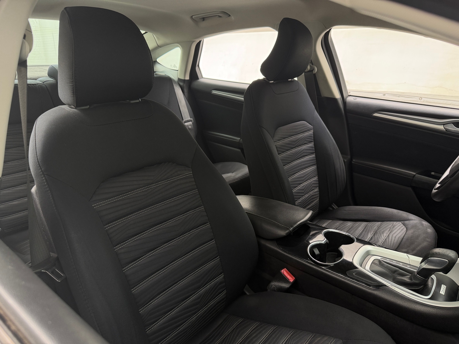 Thumbnail: 2016 Ford Fusion - 2
