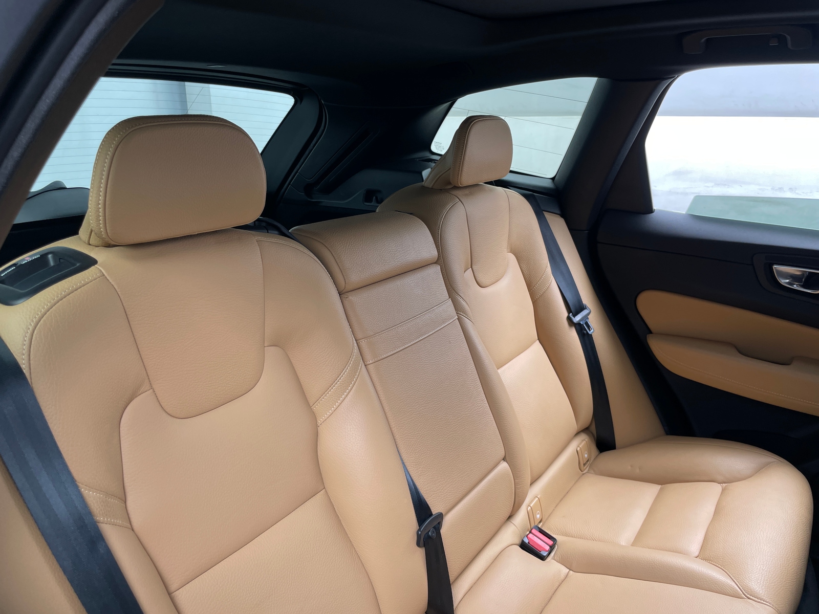 Thumbnail: 2020 Volvo XC60 - 5