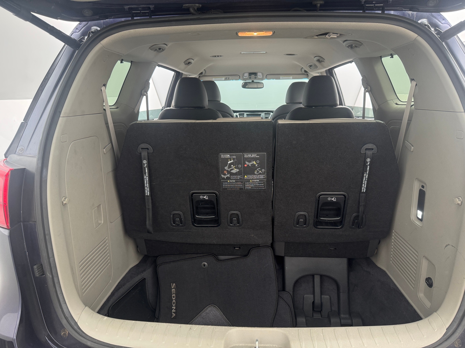Thumbnail: 2018 Kia Sedona - 6