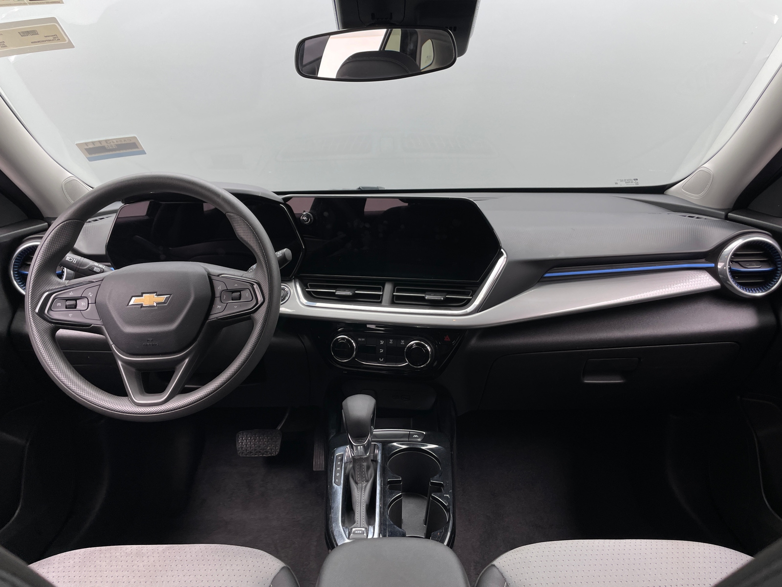 Thumbnail: 2025 Chevrolet Trax - 2