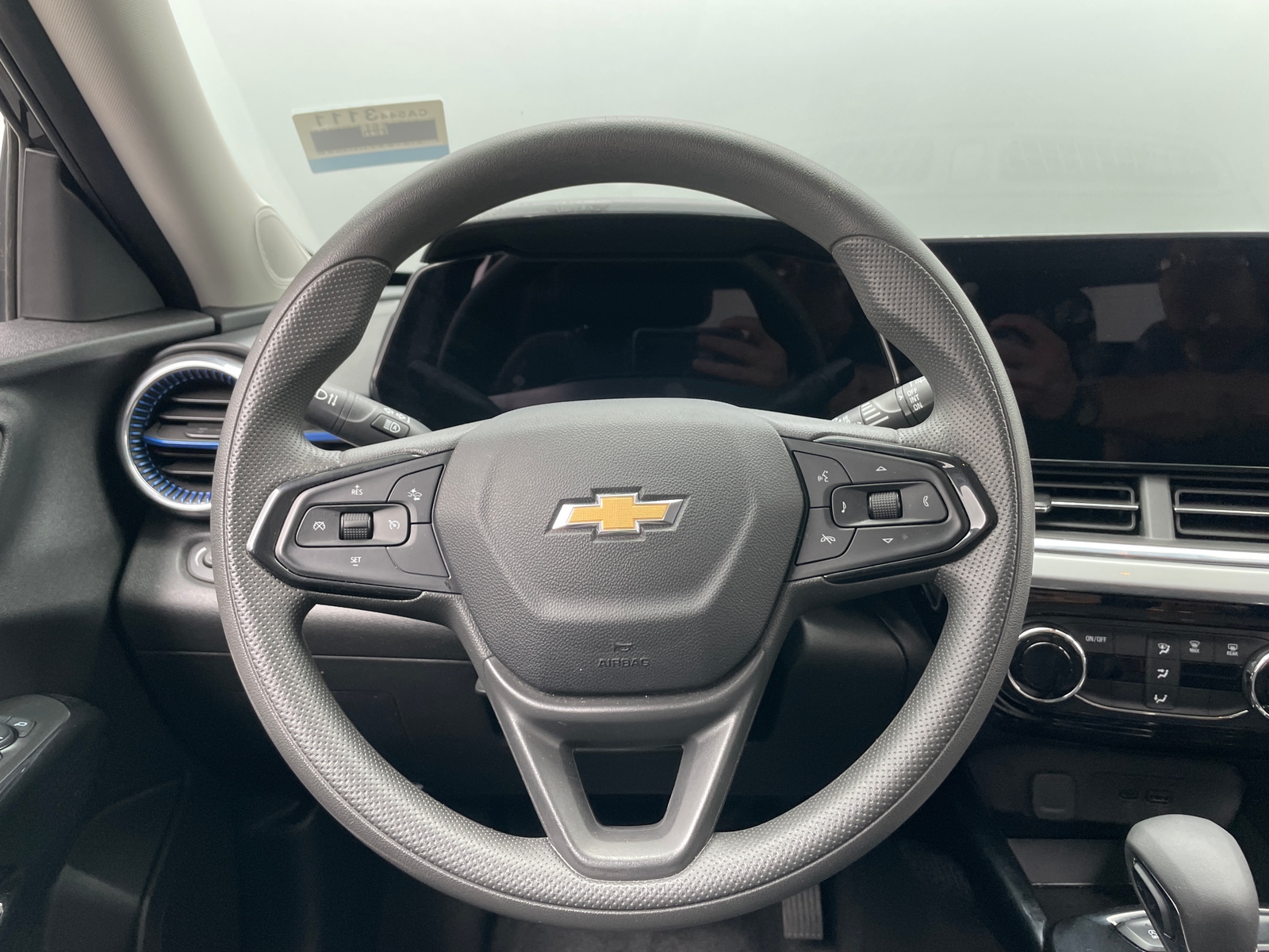 Thumbnail: 2025 Chevrolet Trax - 4