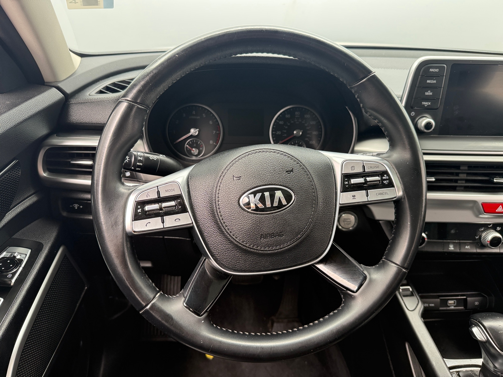 Thumbnail: 2021 Kia Telluride - 4