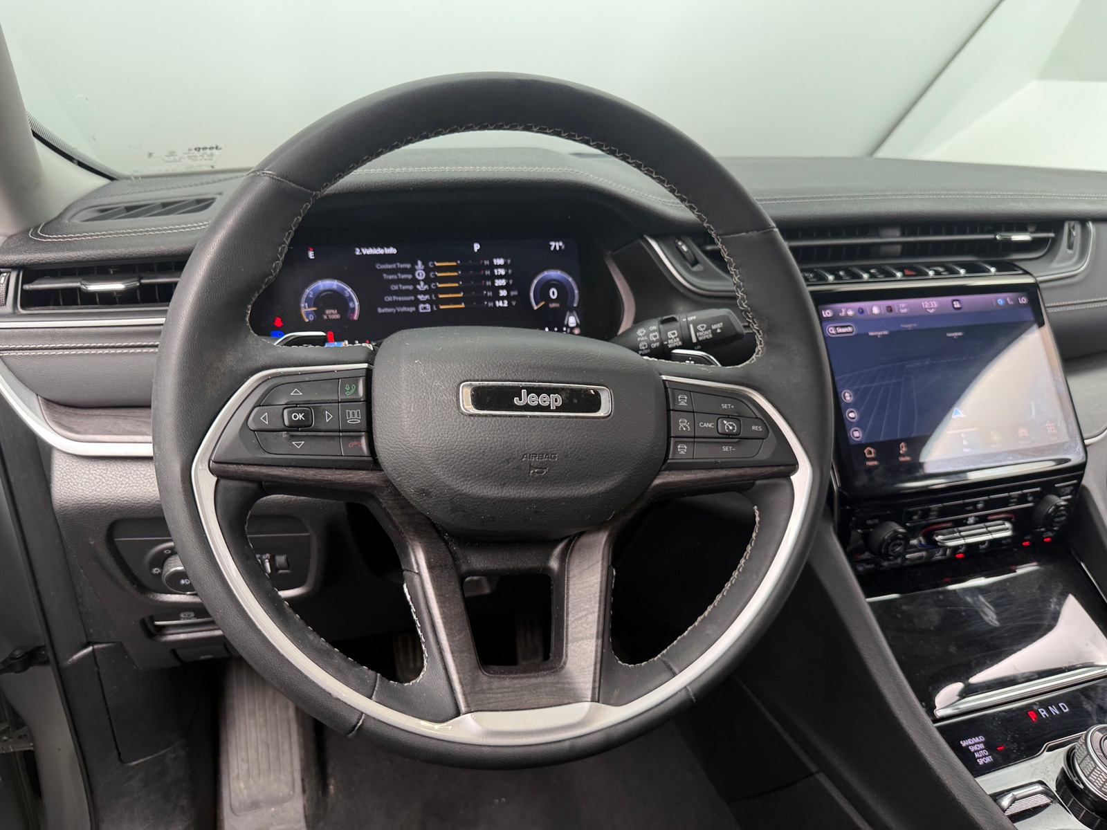 Thumbnail: 2023 Jeep Grand Cherokee L - 4