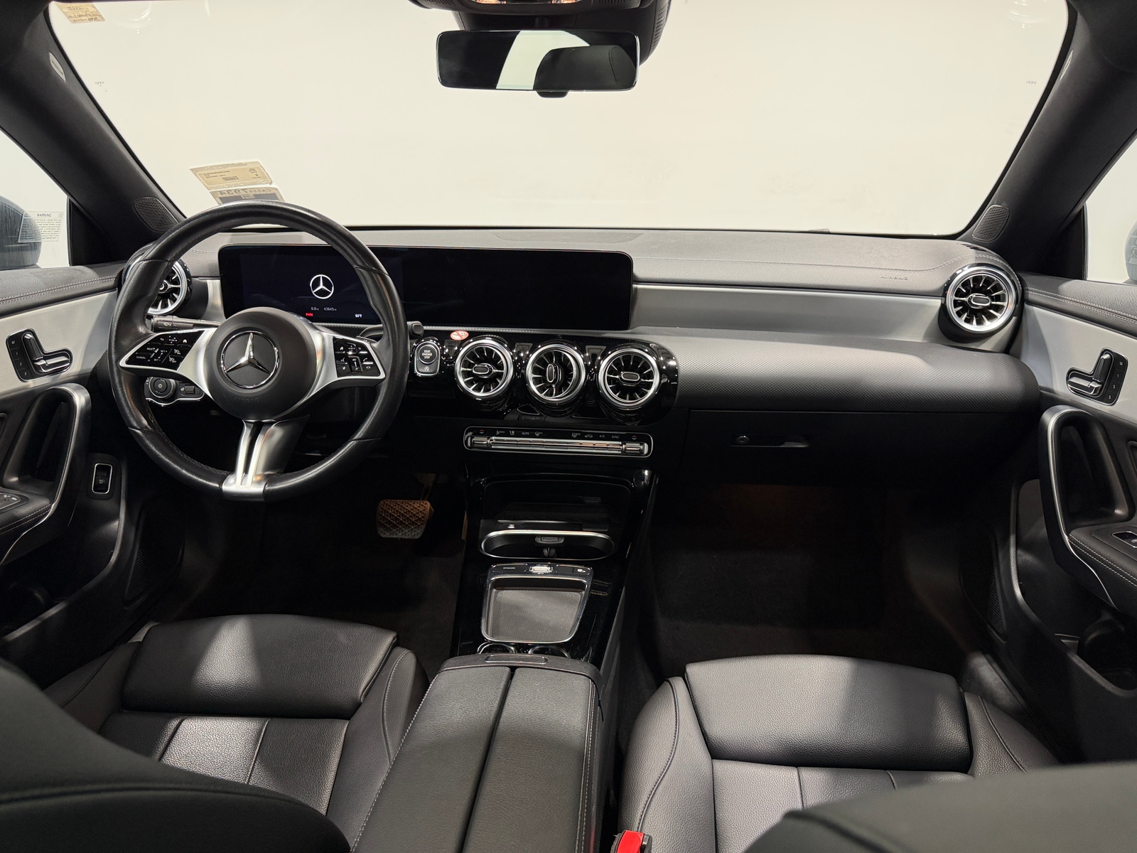 Thumbnail: 2025 Mercedes-Benz CLA - 2