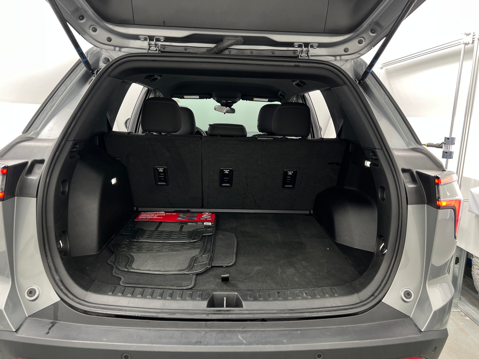 Thumbnail: 2025 Chevrolet Equinox - 7
